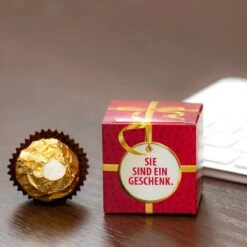Ferrero Rocher Geschenkbox 'Sie Sind Ein Geschenk' - Premium Weihnachtsgeschenk für Mitarbeiter