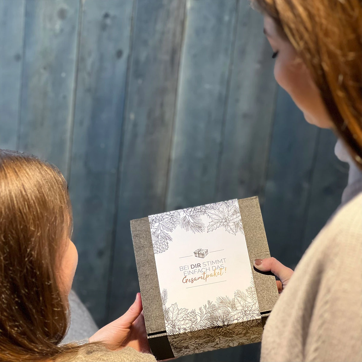 Bei Dir Stimmt Das Gesamtpaket – Premium Geschenkset für Mitarbeiter | Mitarbeitergeschenke 4 Bei Dir Stimmt Das Gesamtpaket – Premium Geschenkset für Mitarbeiter | Mitarbeitergeschenke – Bild 4