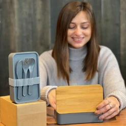 Lunchbox Eco - Xmas | Nachhaltige Mitarbeitergeschenke für Weihnachten -Snack Verkäufe 2024 Photoshooting Eigenprodukte 1200x1200 33 2 81658