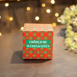 Weihnachtstasse 'Fröhliche Weihnachten' - Perfektes Mitarbeitergeschenk 17 Weihnachtstasse 'Fröhliche Weihnachten' - Perfektes Mitarbeitergeschenk -Snack Verkäufe 2024 WP 12993 Weihnachtstasse Frohliche Weihnachten 1 72126