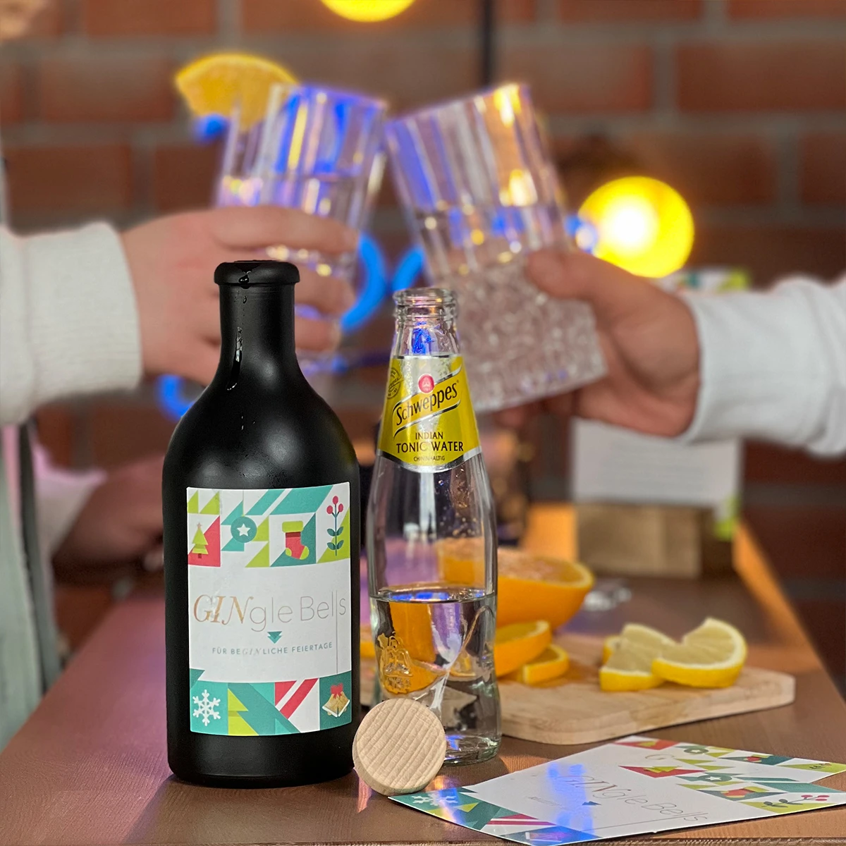GINgle Bells Gin Geschenkset - Premium Mitarbeitergeschenke für Weihnachten 5 GINgle Bells Gin Geschenkset - Premium Mitarbeitergeschenke für Weihnachten – Bild 5