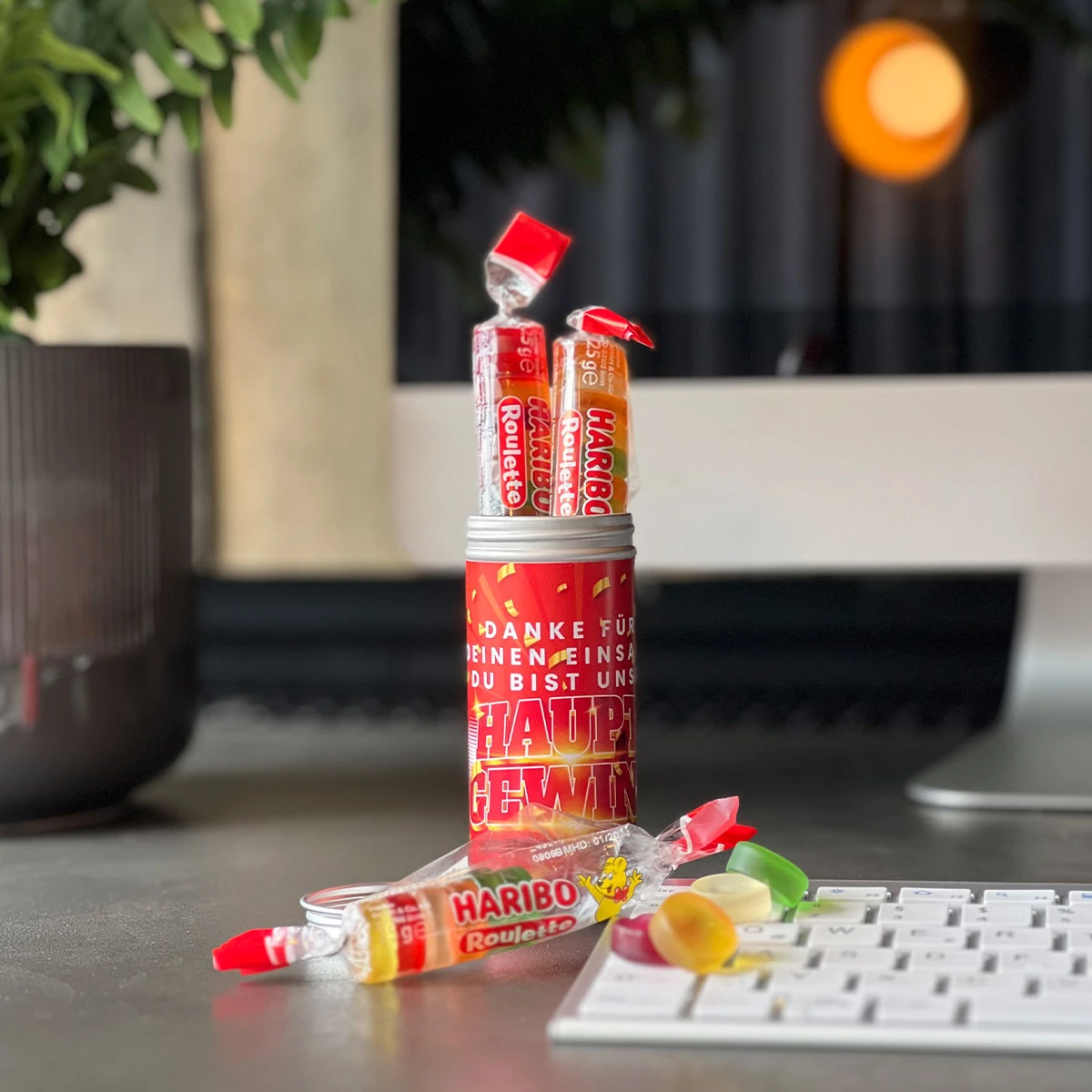 Geschenkdose 'Hauptgewinn' - Haribo Roulette | Mitarbeitergeschenke 2 Geschenkdose 'Hauptgewinn' - Haribo Roulette | Mitarbeitergeschenke – Bild 2