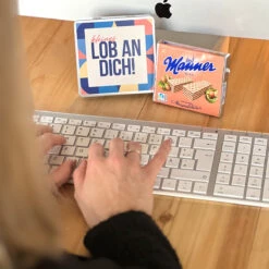 Geschenkdose 'Kleines Lob An Dich' - Ideales Mitarbeitergeschenk für Anerkennung und Motivation -Snack Verkäufe 2024 WP13175 Geschenkdose Kleines Lob an Dich Manner 5 87433