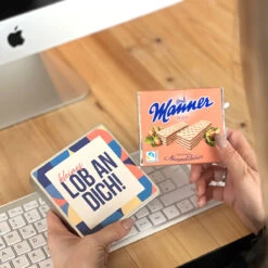 Geschenkdose 'Kleines Lob An Dich' - Ideales Mitarbeitergeschenk für Anerkennung und Motivation -Snack Verkäufe 2024 WP13175 Geschenkdose Kleines Lob an Dich Manner 9 87434