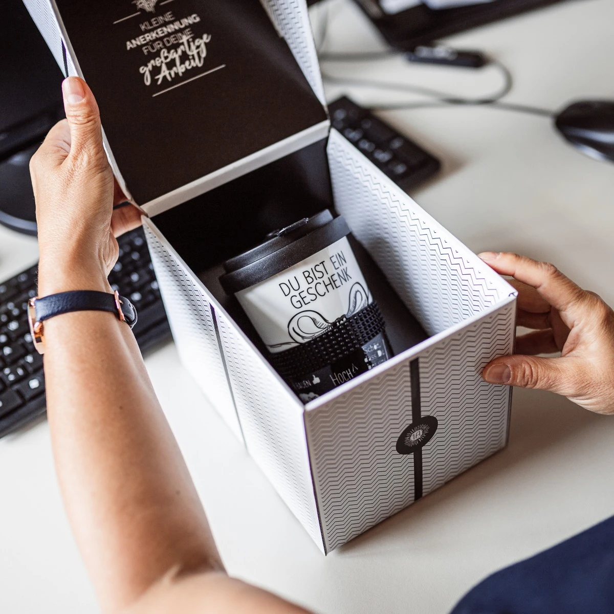 Geschenkset 'Für Die Crème De La Crème' - Premium Mitarbeitergeschenke für besondere Anlässe 5 Geschenkset 'Für Die Crème De La Crème' - Premium Mitarbeitergeschenke für besondere Anlässe – Bild 5