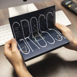 Zusammen Groß – Merci Weihnachten | Premium Mitarbeitergeschenke für Festtage -Snack Verkäufe 2024 Weihnachtsplaner 9861hJq5ofXfKOiv3