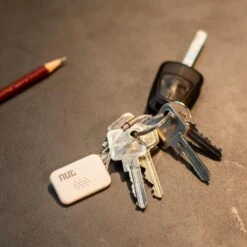 Bluetooth Tracker 'Wir Hängen An Dir!' - Praktisches Mitarbeitergeschenk -Snack Verkäufe 2024 Wir hangen an dir 17 72002